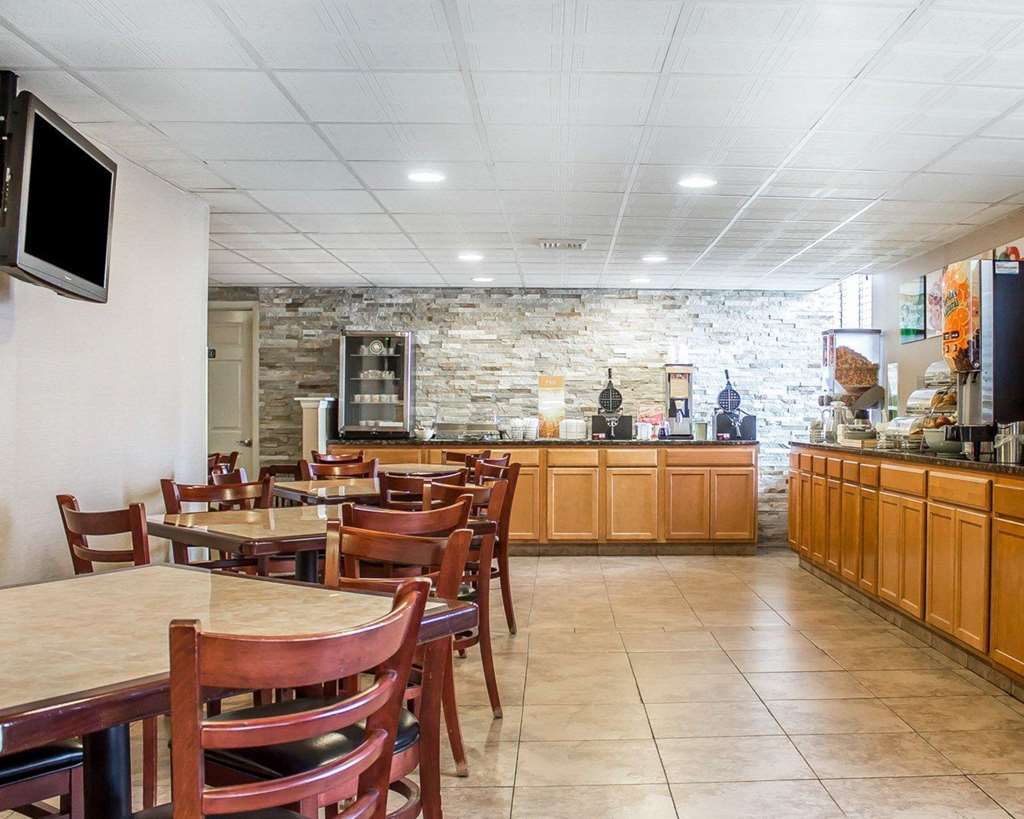 Baymont By Wyndham Scranton Dunmore Ресторан фото
